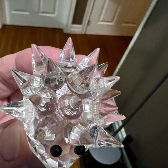Vintage crystal small hedgehog - Picture 3 of 5